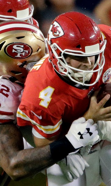 Chiefs lose backup QB Henne to broken ankle, sign Moore